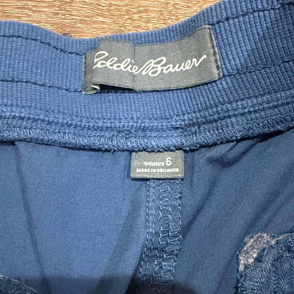 Eddie Bauer Women's Laid Back Twill Jogger Pants - Picture 6 of 8
